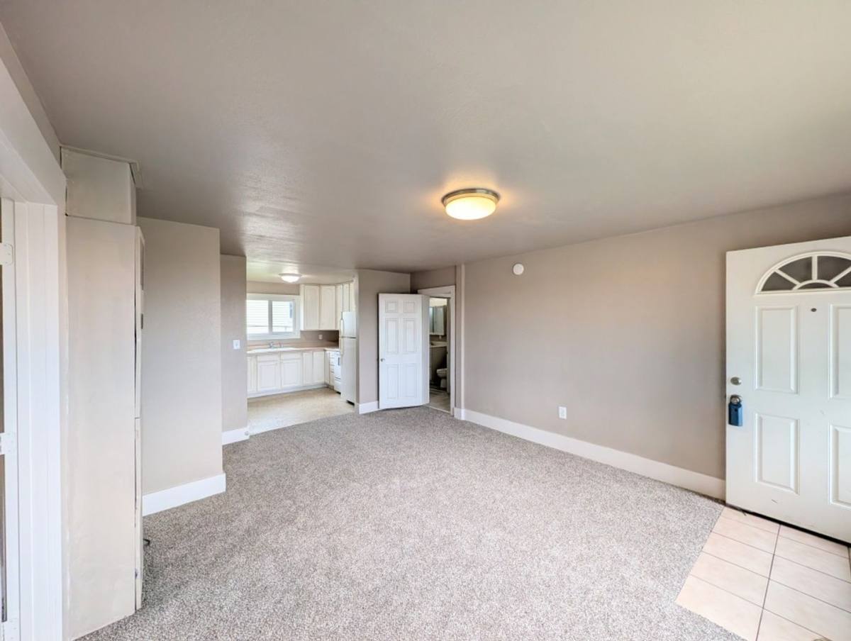 Apartment for rent at 1020 Wall St, Everett, WA 98201
