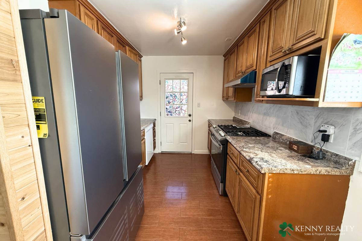House for rent at 925 Newman Dr, South San Francisco, CA 94080
