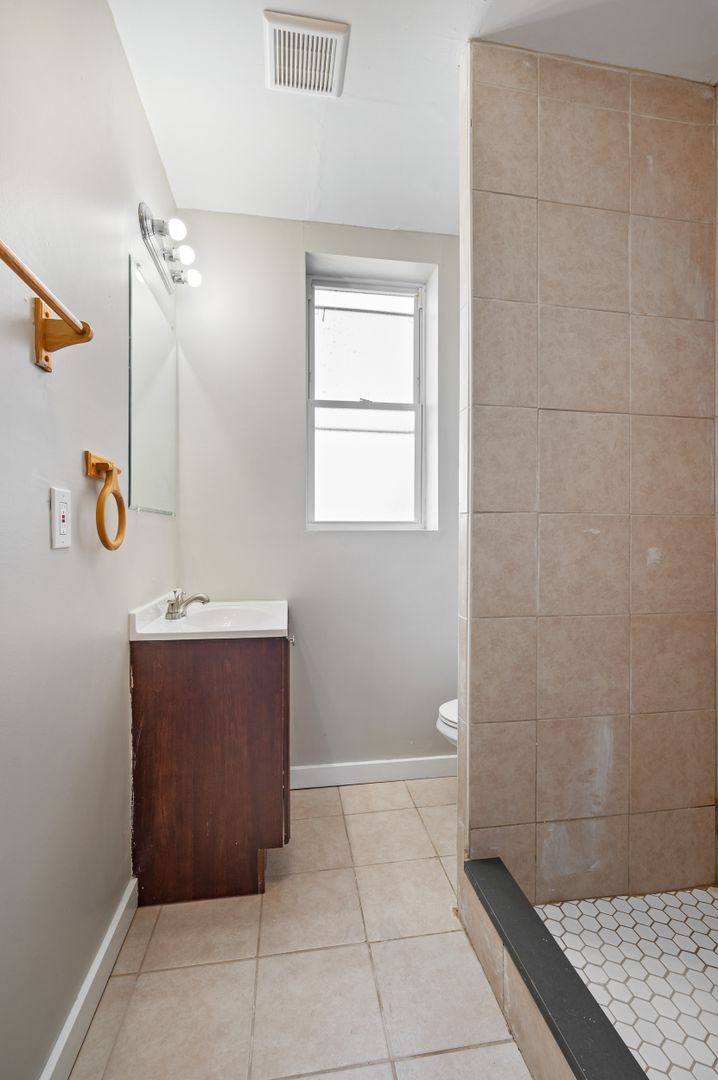 Townhouse for rent at 3201-3203 Camp St, Pittsburgh, PA 15219
