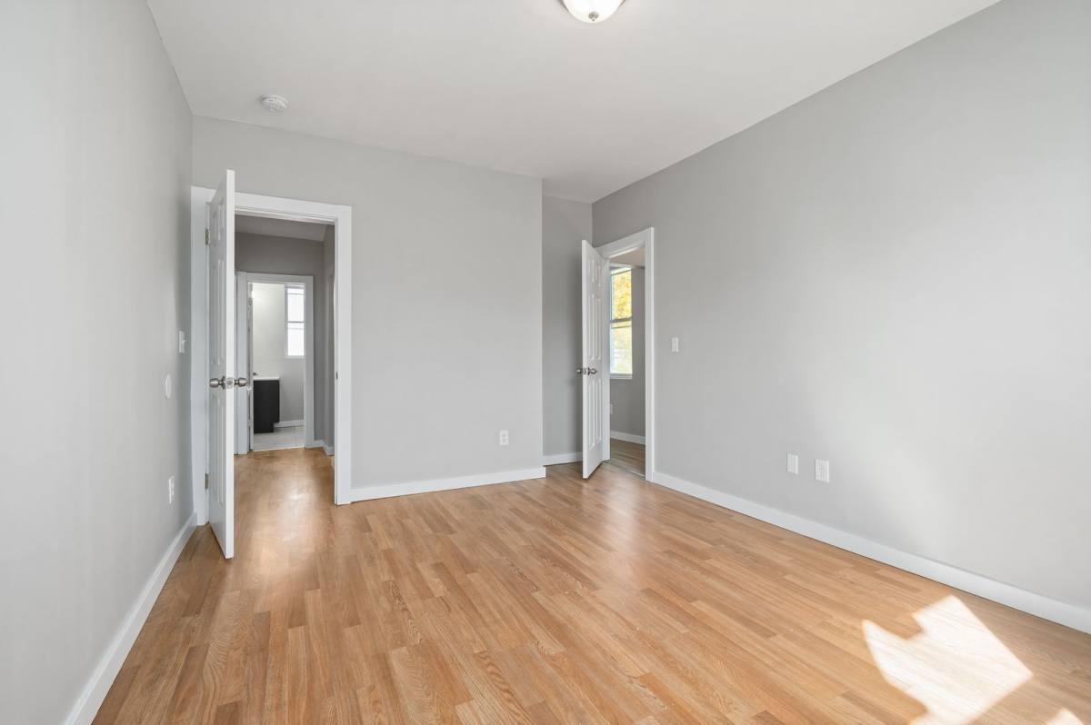 Townhouse for rent at 3201-3203 Camp St, Pittsburgh, PA 15219
