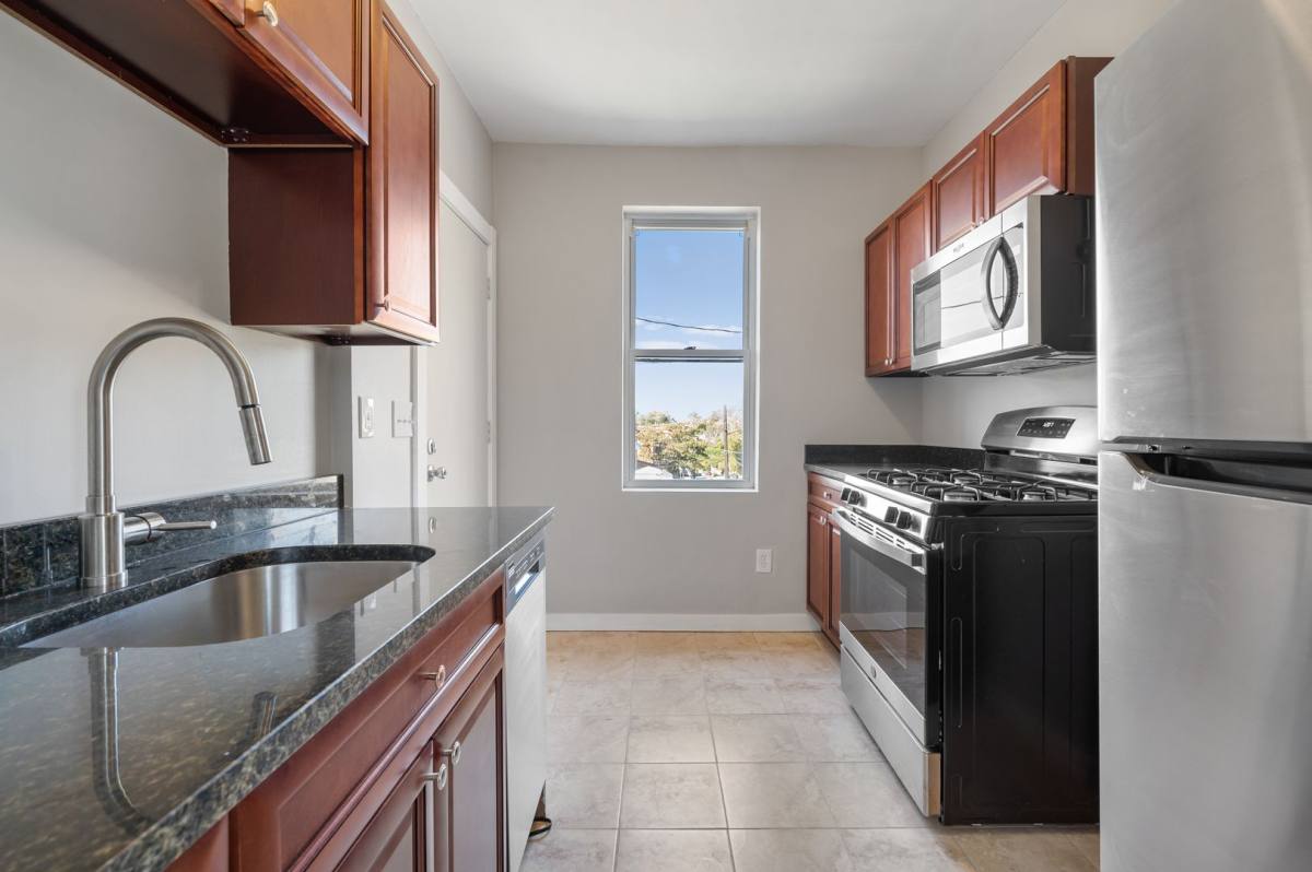 Townhouse for rent at 3201-3203 Camp St, Pittsburgh, PA 15219