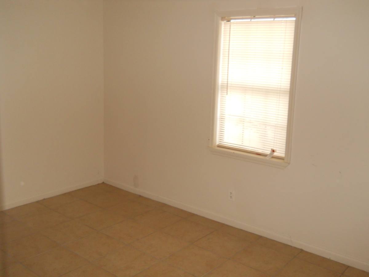 Apartment for rent at 3846 Manor Court, Valdosta, GA 31605