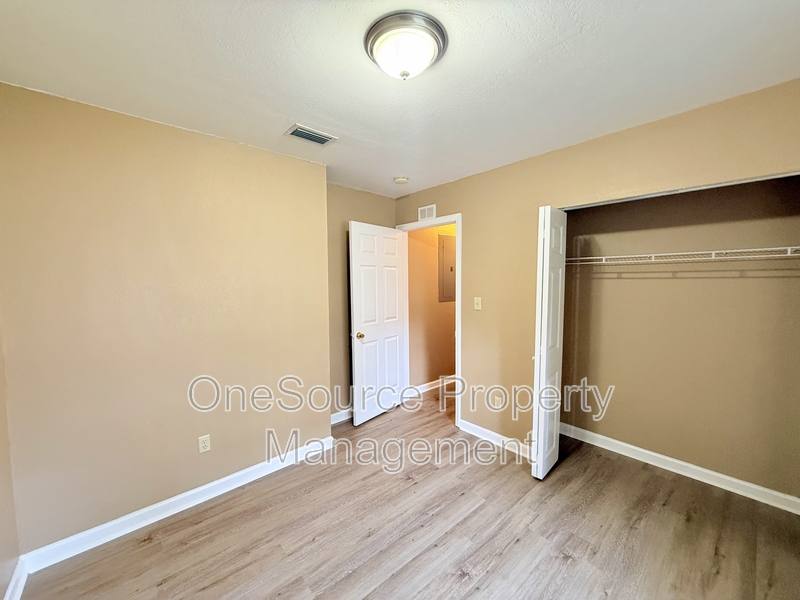 House for rent at 216 S Jackson St, Quincy, FL 32351