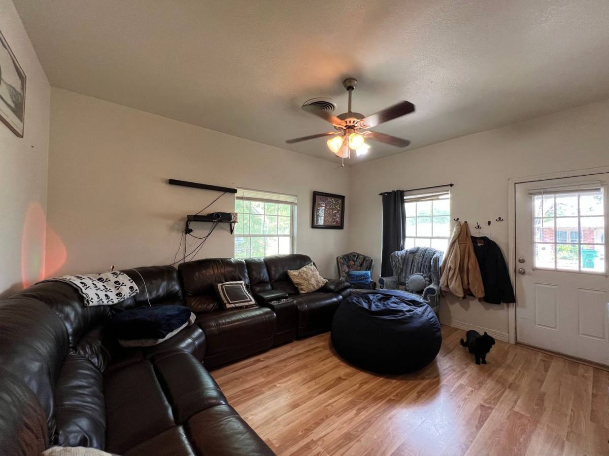 House for rent at 547 Crow St, Stephenville, TX 76401