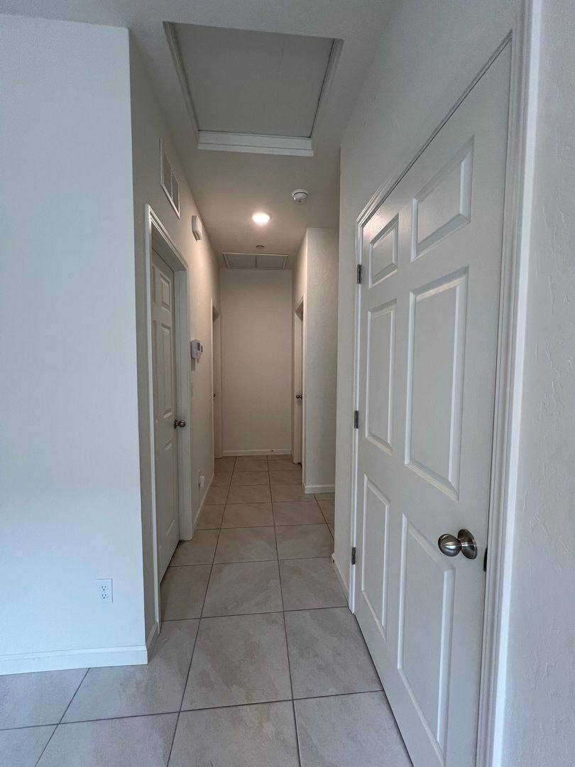 House for rent at 587 Sandtrap Lane, Lemoore, CA 93245