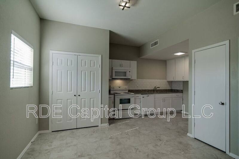 Apartment for rent at 3025 Sappington Place, Fort Worth, TX 76116