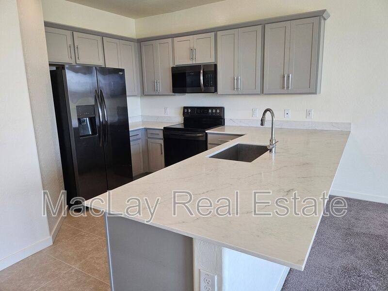 House for rent at 4061 E Pony Lane #101, Gilbert, AZ 85295