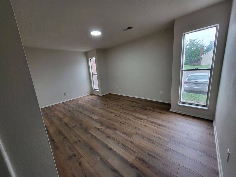 Apartment for rent at 11345 Calico Dr, Kansas City, MO 64137