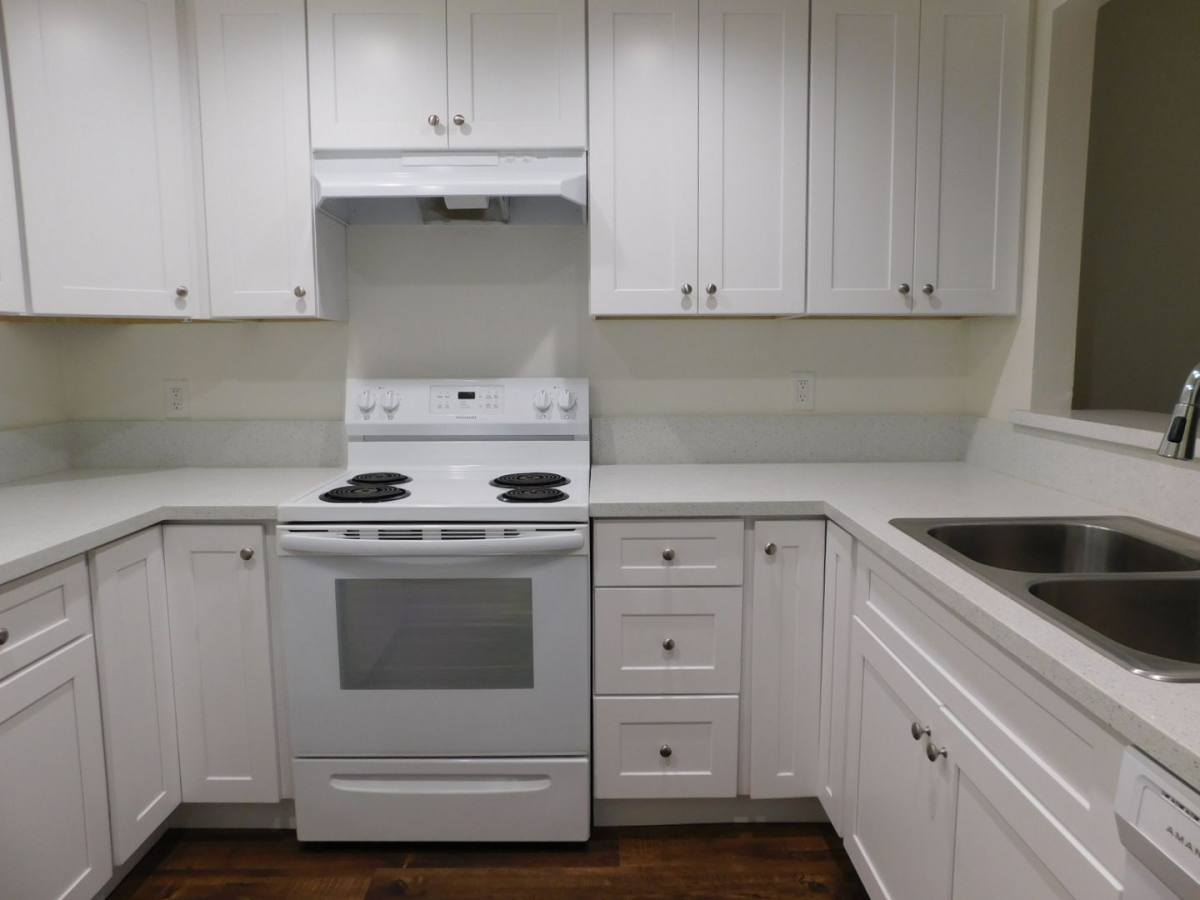 Apartment for rent at 530 S Ranch View Circle, Anaheim, CA 92807