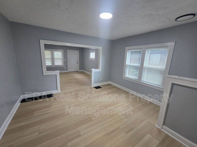 Apartment for rent at 1145 E 18th Ave, Columbus, OH 43211