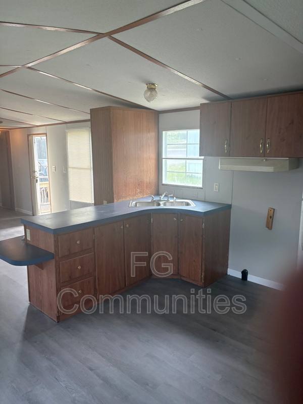 House for rent at 1726 Suburban Dr #25, Morganton, NC 28655