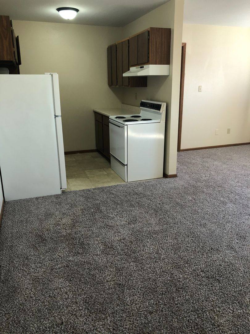 Apartment for rent at 1450-1540 44th St, Marion, IA 52302