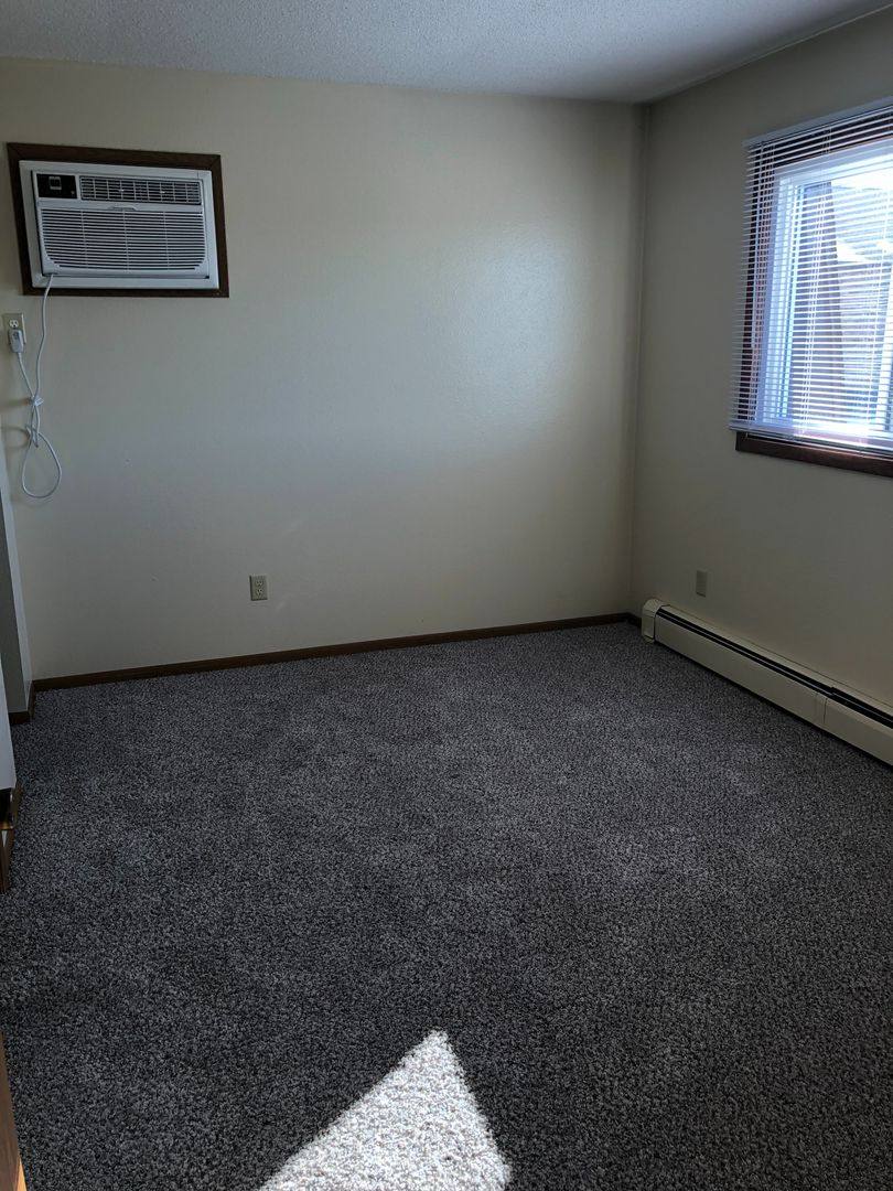 Apartment for rent at 1450-1540 44th St, Marion, IA 52302