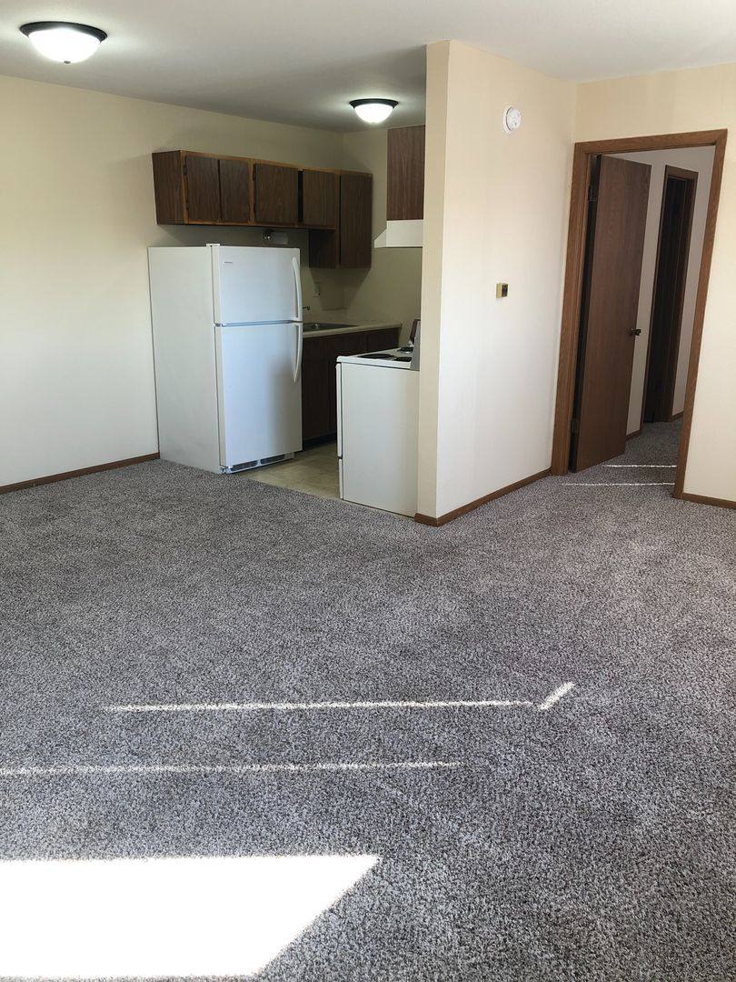 Apartment for rent at 1450-1540 44th St, Marion, IA 52302