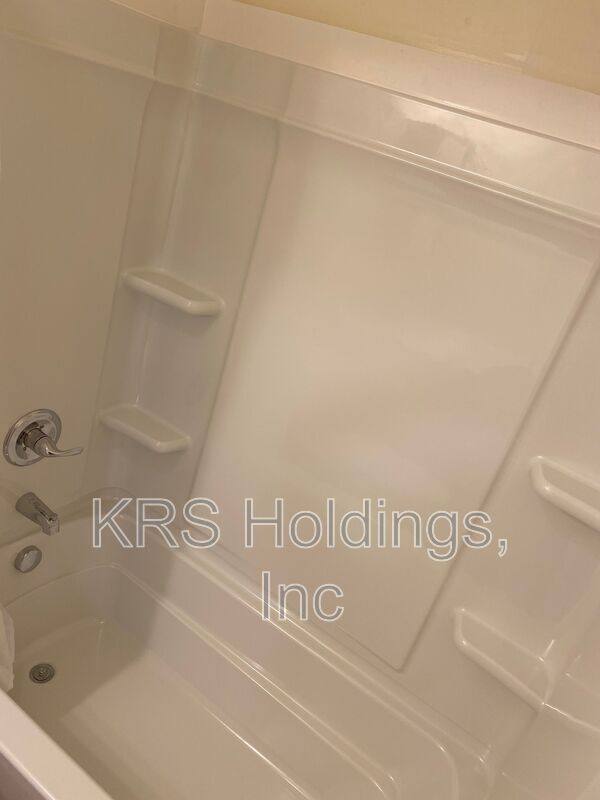 Townhouse for rent at 425 Mill St, Dayton, VA 22821