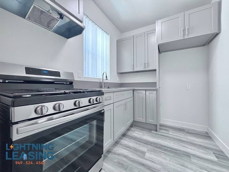 Apartment for rent at 341 S Alvarado St #504, Los Angeles, CA 90057