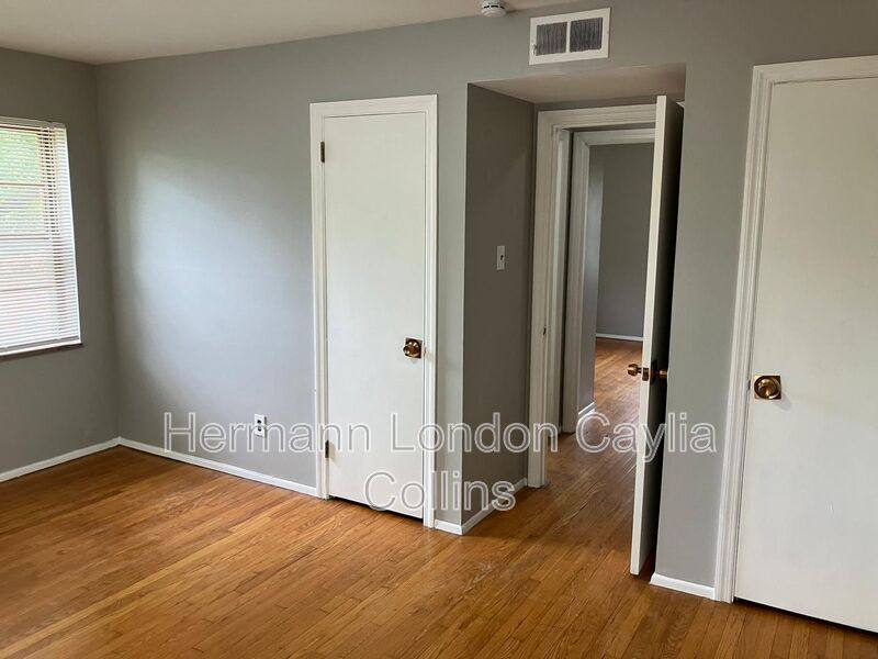 Apartment for rent at 3900 Roland Blvd #B, Saint Louis, MO 63121