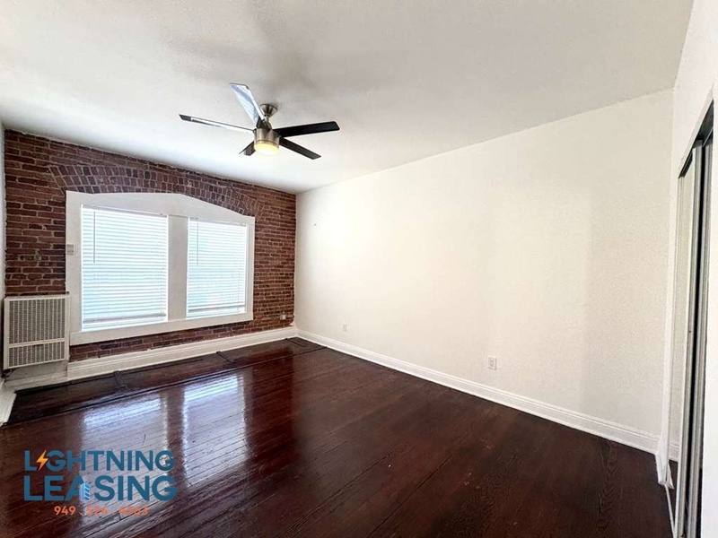 Apartment for rent at 915 Carondelet St #306, Los Angeles, CA 90006