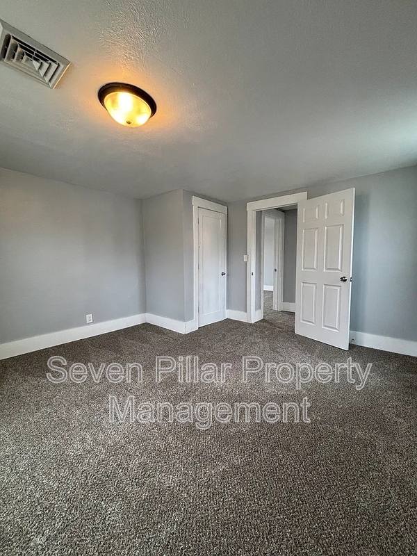 Apartment for rent at 703 E 4th St, Greenville, OH 45331