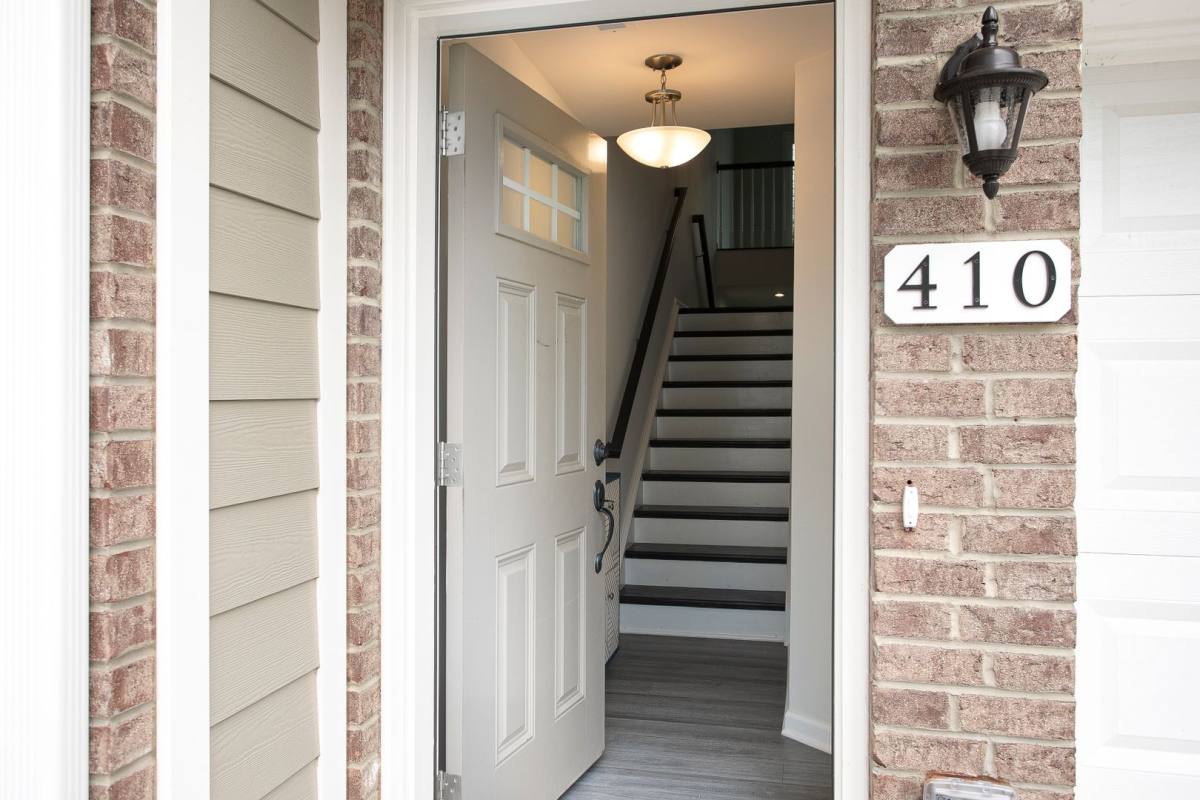 Townhouse for rent at 410 Cross Country Way, Durham, NC 27703