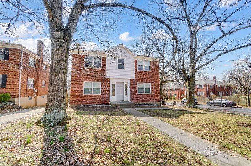 Apartment for rent at 2769 Losantiville Ave #2, Cincinnati, OH 45213