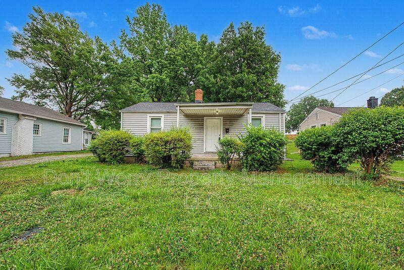 House for rent at 402 Winston St, Greensboro, NC 27401