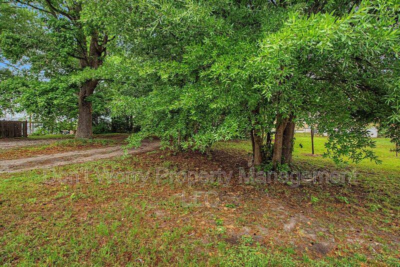House for rent at 402 Winston St, Greensboro, NC 27401