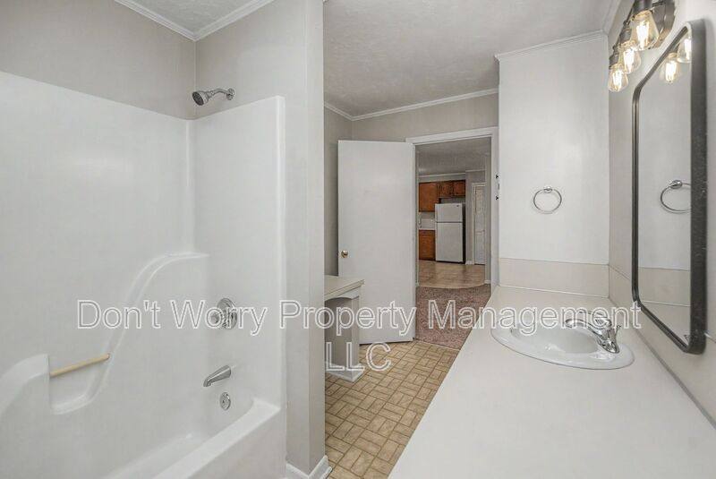 Apartment for rent at 137 Crest Circle #B, Lexington, NC 27295