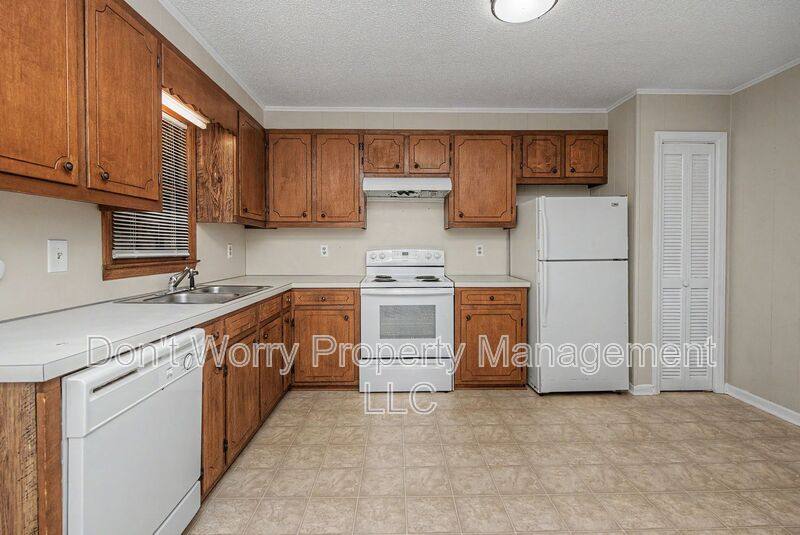 Apartment for rent at 137 Crest Circle #B, Lexington, NC 27295