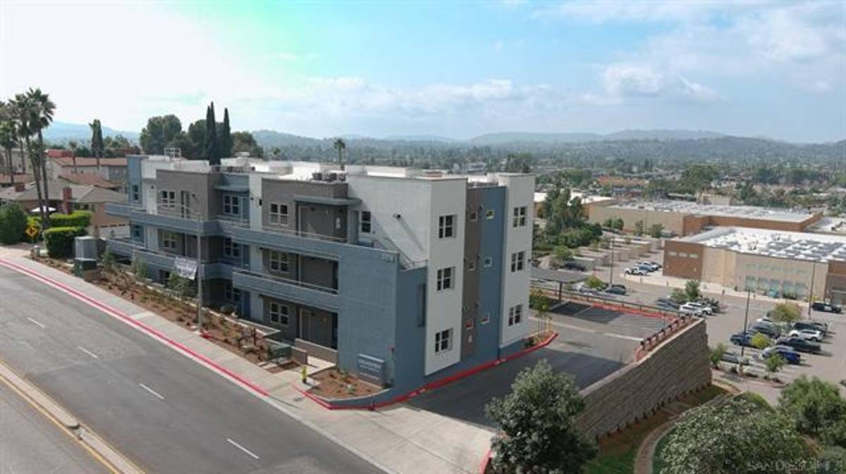 Apartment for rent at 1316 E Grand Ave, Escondido, CA 92027