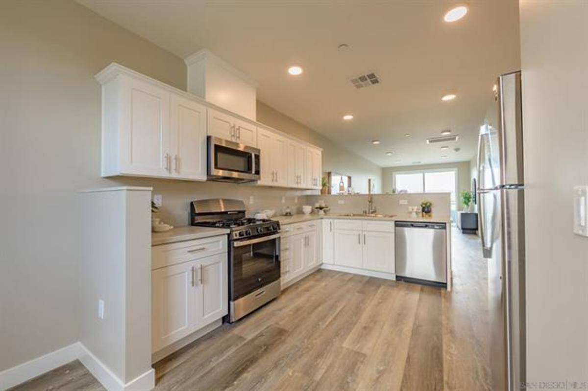 Apartment for rent at 1316 E Grand Ave, Escondido, CA 92027