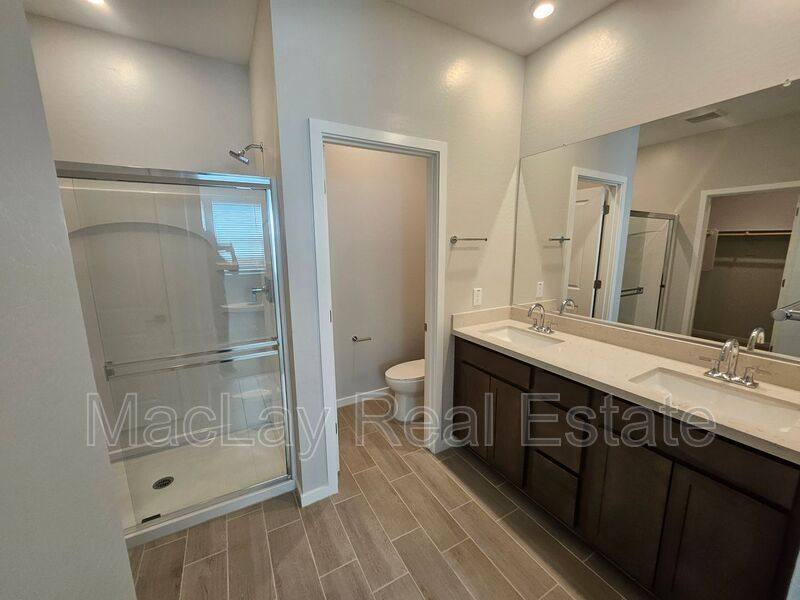 House for rent at 33723 N Blackwell Dr, San Tan Valley, AZ 85143