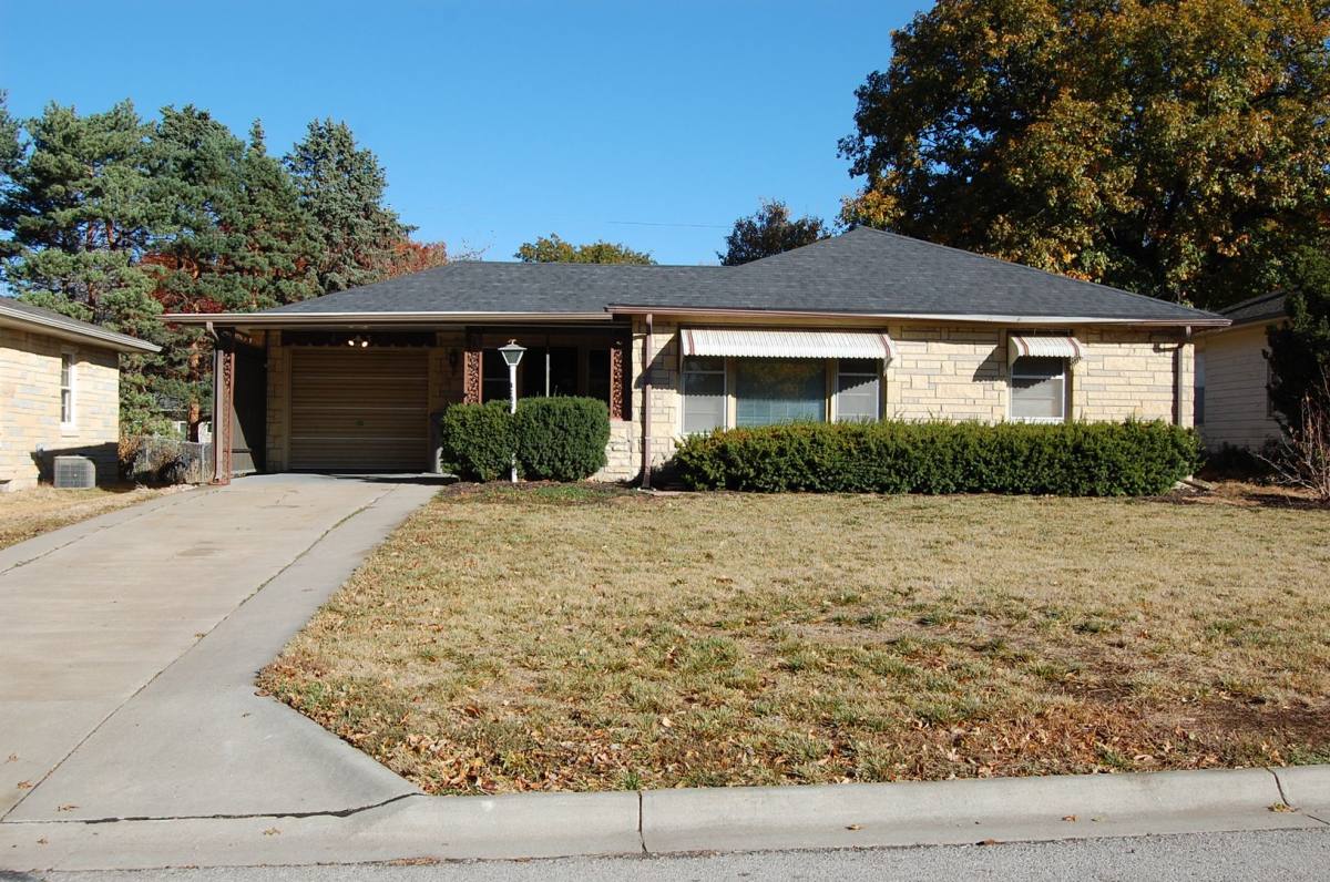 House for rent at 4232 B St, Lincoln, NE 68510