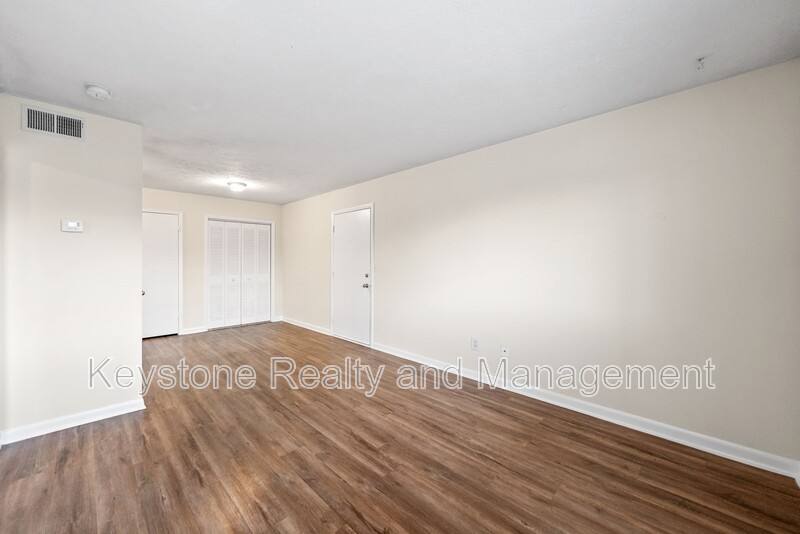 Apartment for rent at 225 Clara Dr #4H, Pembroke, KY 42266