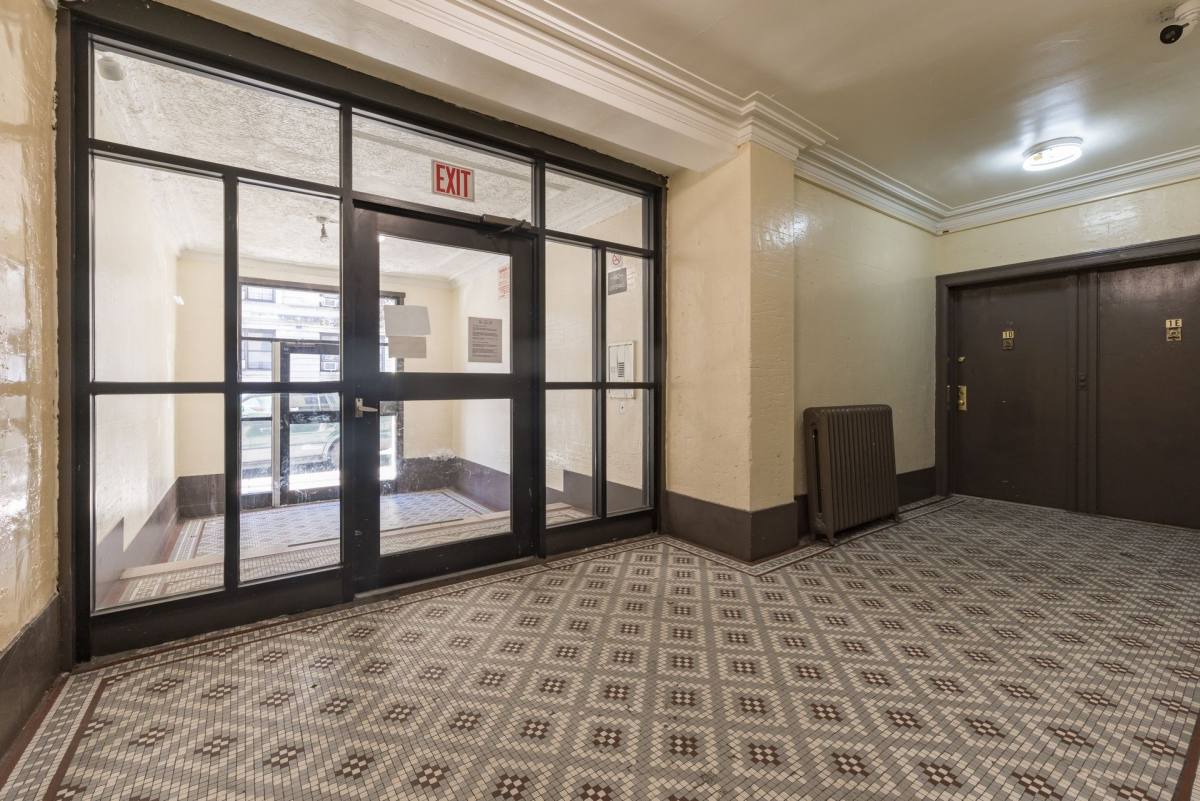 Apartment for rent at 65 Arden St, New York, NY 10040