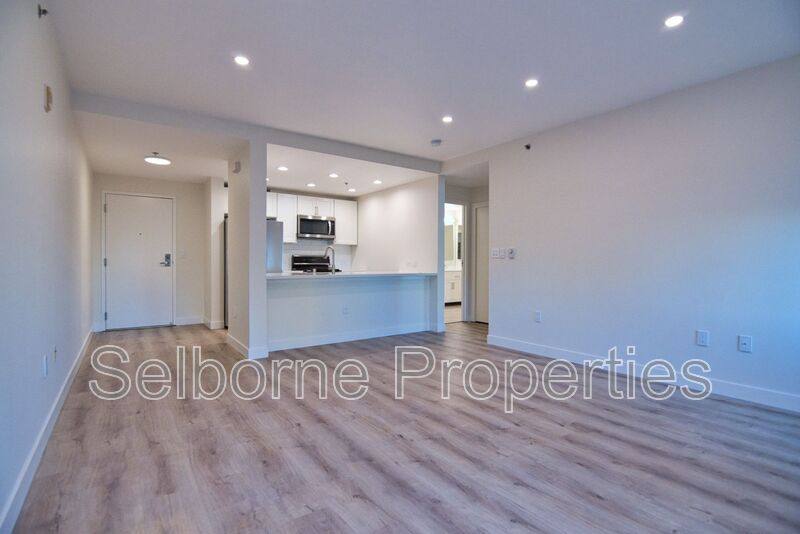 Apartment for rent at 1401 Jackson St #305, Oakland, CA 94612