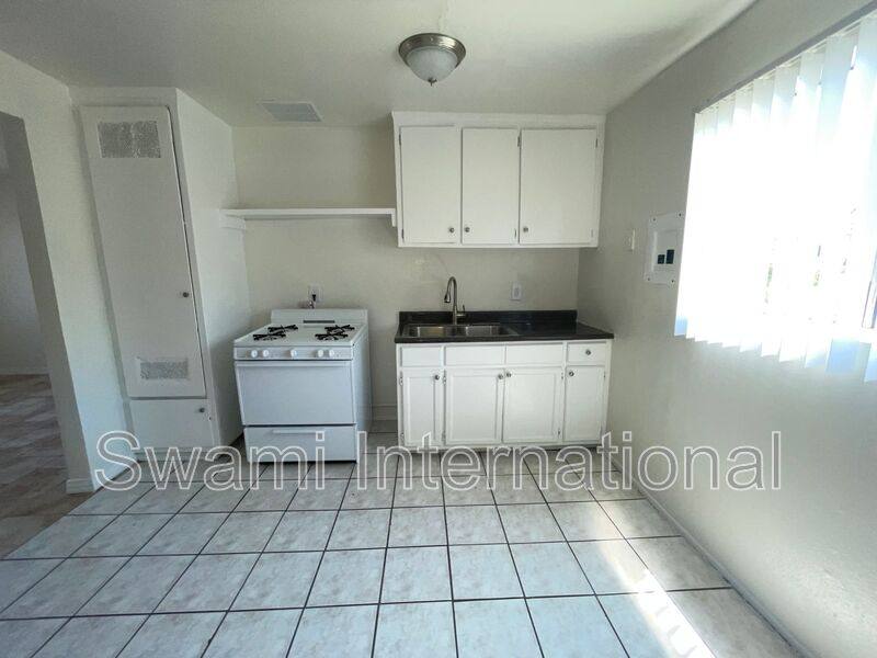 Apartment for rent at 6336 S Denver Ave #3, Los Angeles, CA 90044