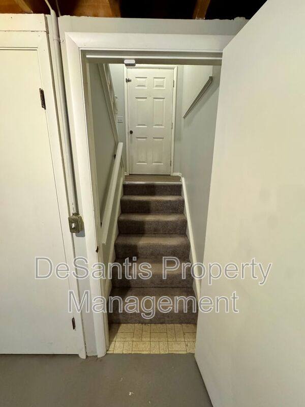 Townhouse for rent at 244 E Commons Dr, Cranberry Township, PA 16066