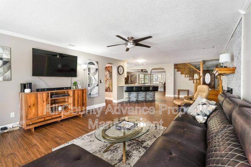 House for rent at 1833 N Keene Rd, Clearwater, FL 33755