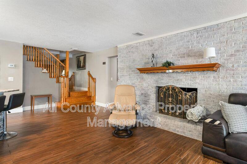 House for rent at 1833 N Keene Rd, Clearwater, FL 33755