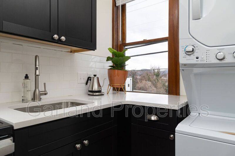 Apartment for rent at 829 Salem Ave #4, Roanoke, VA 24016