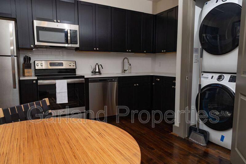 Apartment for rent at 829 Salem Ave #3, Roanoke, VA 24016