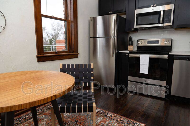 Apartment for rent at 829 Salem Ave #3, Roanoke, VA 24016