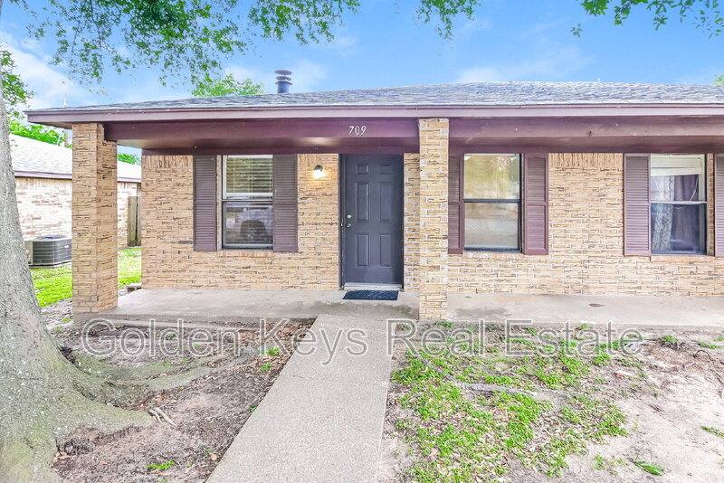 House for rent at 709 San Benito Dr, College Station, TX 77845
