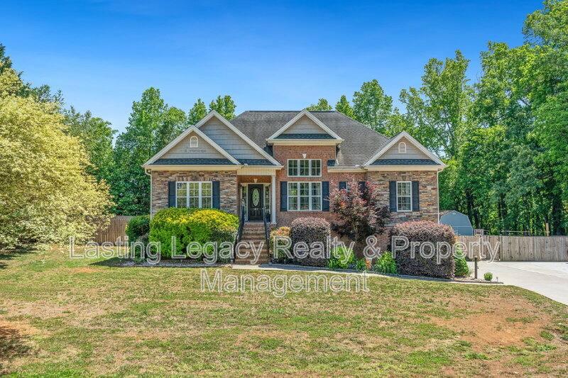 House for rent at 187 Marbrook Dr, Mocksville, NC 27028
