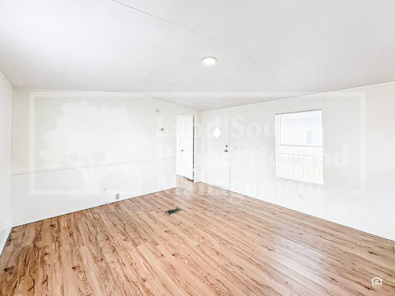 House for rent at 1155 Meadow Lawn St, Fort Meade, FL 33841