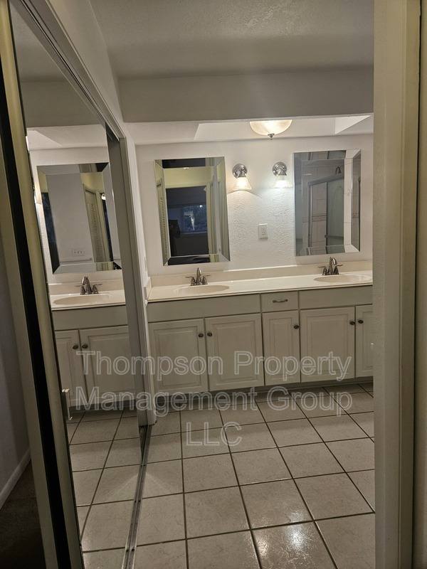 Townhouse for rent at 4723 Puritan Circle, Tampa, FL 33617