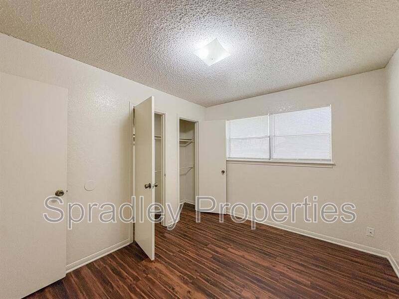 Apartment for rent at 2405A Patrick Henry St, Temple, TX 76504