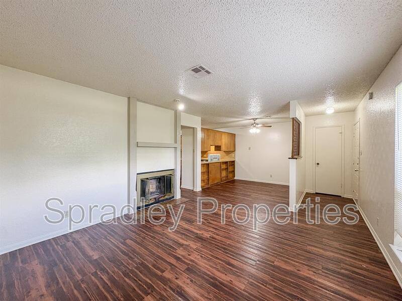 Apartment for rent at 2405A Patrick Henry St, Temple, TX 76504