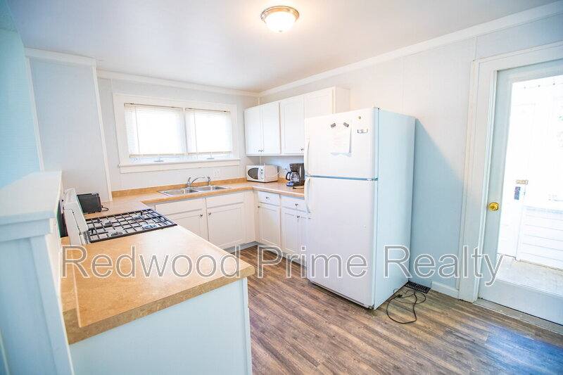 Apartment for rent at 522 E Park Ave Room #4, Altoona, PA 16601